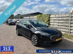 Zwart Gebruikt 2022 Ford Fiesta Titanium Hatchback | € 15.950 (Goede deal)