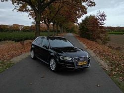 Zwart Gebruikt 2015 Audi A3 Proline Hatchback | € 12.995 (Goede deal)