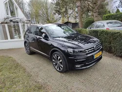 Zwart Gebruikt 2020 VW Tiguan R-line SUV | € 33.500 (Super prijs)