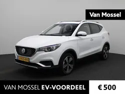 Wit Gebruikt 2020 MG ZS Luxury Sedan | € 15.495 (Eerlijke prijs)