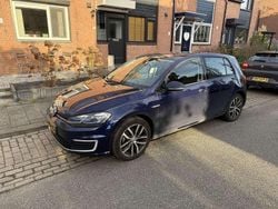 Blauw Gebruikt 2019 VW e-Golf Hatchback | € 10.500 (Super prijs)