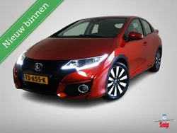 Rood Gebruikt 2016 Honda Civic Elegance Hatchback | € 15.450 (Eerlijke prijs)