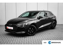 Zwart Gebruikt 2025 Audi A3 Sportback Advanced Hatchback | € 43.975 (Duur)