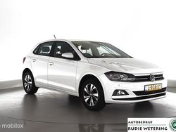 Wit Gebruikt 2021 VW Polo Comfortline Hatchback | € 15.950 (Goede deal)