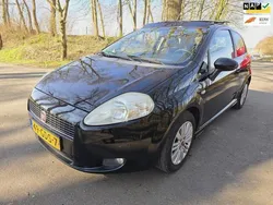 Zwart Gebruikt 2008 Fiat Grande Punto Dynamic Hatchback | € 1.999 (Eerlijke prijs)