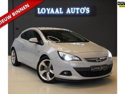 Wit Gebruikt 2012 Opel Astra GTC Sport Hatchback | € 7.999 (Iets duurder)