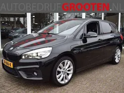 Zwart Gebruikt 2016 BMW 225 Active Tourer iPerformance MPV | € 13.888 (Eerlijke prijs)