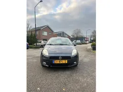 Grijs Gebruikt 2010 Fiat Grande Punto Hatchback | € 1.250 (Goede deal)