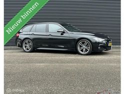 Zwart Gebruikt 2019 BMW 318 M Sport Stationwagen | € 22.999 (Iets duurder)