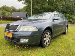 Grijs Gebruikt 2006 Skoda Octavia Elegance Stationwagen | € 1.849