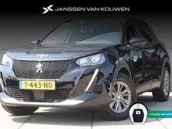Zwart Gebruikt 2023 Peugeot e-2008 Style SUV | € 22.885 (Eerlijke prijs)