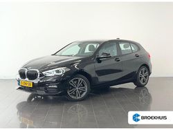 Zwart Gebruikt 2023 BMW 118 Hatchback | € 25.950 (Goede deal)