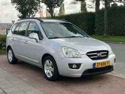 Grijs Gebruikt 2010 Kia Carens MPV | € 4.250 (Goede deal)