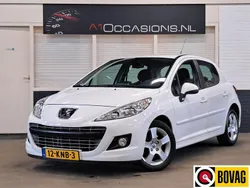 Wit Gebruikt 2009 Peugeot 207 Hatchback | € 5.495 (Duur)