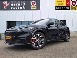 Zwart Gebruikt 2021 Ford Mustang Mach-E SUV | € 27.940 (Duur)