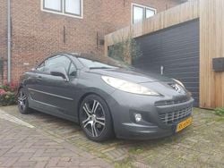 Grijs Gebruikt 2010 Peugeot 207 CC Sport Cabriolet | € 3.500 (Goede deal)