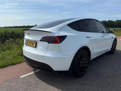 Wit Gebruikt 2022 Tesla Model Y Performance SUV | € 36.500 (Goede deal)