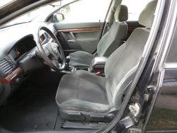 Zwart Gebruikt 2005 Opel Vectra Elegance Sedan | € 1.249 (Eerlijke prijs)