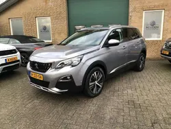 Grijs, metallic lak Gebruikt 2020 Peugeot 5008 Crossway MPV | € 23.500 (Eerlijke prijs)