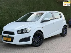 Wit Gebruikt 2011 Chevrolet Aveo LT Hatchback | € 3.750 (Eerlijke prijs)