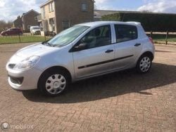 Grijs Gebruikt 2008 Renault Clio III Authentique Hatchback | € 3.250