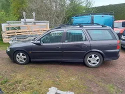 Grijs Gebruikt 2000 Opel Vectra Stationwagen | € 775 (Eerlijke prijs)