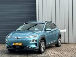 Blauw, metallic lak Gebruikt 2020 Hyundai Kona Premium SUV | € 18.494 (Goede deal)