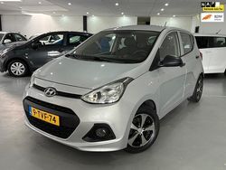 Grijs Gebruikt 2014 Hyundai i10 Hatchback | € 3.999 (Super prijs)