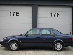 Blauw Gebruikt 1996 Saab 9000 Griffin Sedan | € 9.900