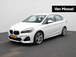 Wit Gebruikt 2021 BMW 220 Executive Stationwagen | € 22.900 (Goede deal)