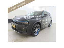 Zwart Gebruikt 2021 Lynk & Co 01 SUV | € 21.540 (Eerlijke prijs)