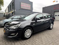 Zwart Gebruikt 2012 Opel Astra Business Stationwagen | € 2.350 (Eerlijke prijs)