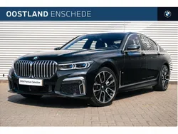 Saphirschwarz (donker zwart metallic) Gebruikt 2021 BMW 745e Comfort Edition Sedan | € 64.950 (Iets duurder)