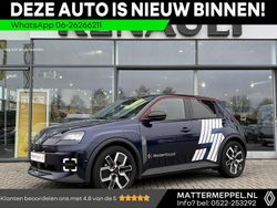 Blauw metallic Gebruikt 2024 Renault R5 Komfort Hatchback | € 29.950 (Eerlijke prijs)