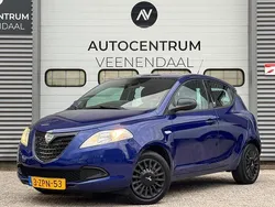 Blauw, metallic lak Gebruikt 2015 Lancia Ypsilon Hatchback | € 2.500 (Super prijs)