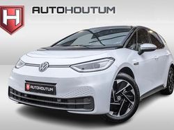 Wit (metallic) Gebruikt 2021 VW ID.3 Pro Hatchback | € 22.995 (Eerlijke prijs)