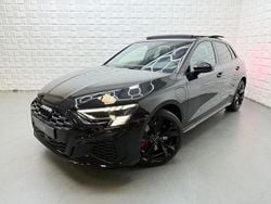 Zwart Gebruikt 2021 Audi A3 Sportback e-tron Competition Hatchback | € 33.499 (Eerlijke prijs)