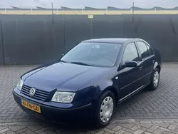 Blauw Gebruikt 2000 VW Bora Trendline Sedan | € 3.150 (Duur)