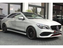 Grijs Gebruikt 2017 Mercedes CLA250 AMG line Sedan | € 24.940 (Eerlijke prijs)