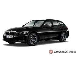 Zwart Gebruikt 2022 BMW 330e Sport Line Stationwagen | € 31.950 (Super prijs)
