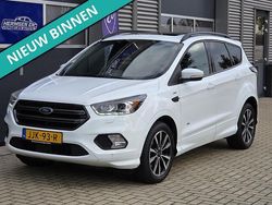 Wit Gebruikt 2017 Ford Kuga Vignale SUV | € 19.950 (Eerlijke prijs)