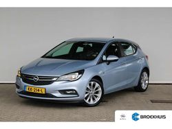 Grijs Gebruikt 2016 Opel Astra Edition Hatchback | € 10.400 (Eerlijke prijs)