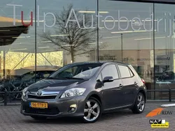 Grijs Gebruikt 2012 Toyota Auris Hybrid Business Edition Hatchback | € 9.749 (Eerlijke prijs)