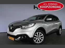 Grijs, metallic lak Gebruikt 2016 Renault Kadjar Intens SUV | € 10.940 (Eerlijke prijs)