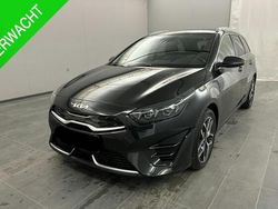Zwart, metallic lak Gebruikt 2024 Kia Ceed Sportswagon Stationwagen | € 32.450 (Duur)