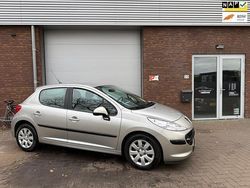 Grijs Gebruikt 2006 Peugeot 207 Hatchback | € 3.299 (Eerlijke prijs)