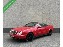 Rood Gebruikt 1999 Mercedes 200 Cabriolet | € 2.944