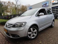 Grijs (metallic) Gebruikt 2008 VW Golf Plus Trendline MPV | € 4.950
