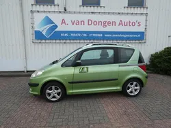 Groen Gebruikt 2005 Peugeot 1007 Hatchback | € 995 (Goede deal)