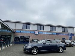 Blauw, metallic lak Gebruikt 2011 Jaguar XJ Premium Luxury Sedan | € 12.950 (Goede deal)